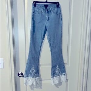 ERIC Women's Blue Flare Jeans with Lace Trim & embroidering Size 26